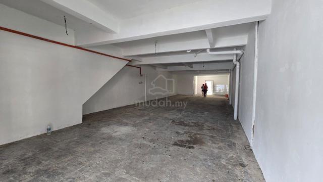 Convenient Area Refurbished Ground Floor Shoplot Tmn Sri Andalas Klang 1