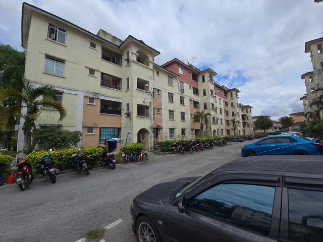 Prima Apartments (Kota Warisan Sepang) 1