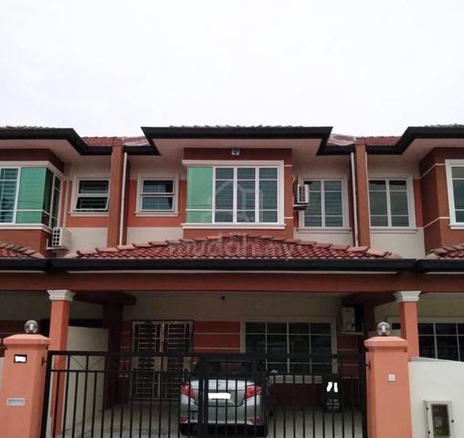 Samarahan Double Storey Terrace Intermediate 1
