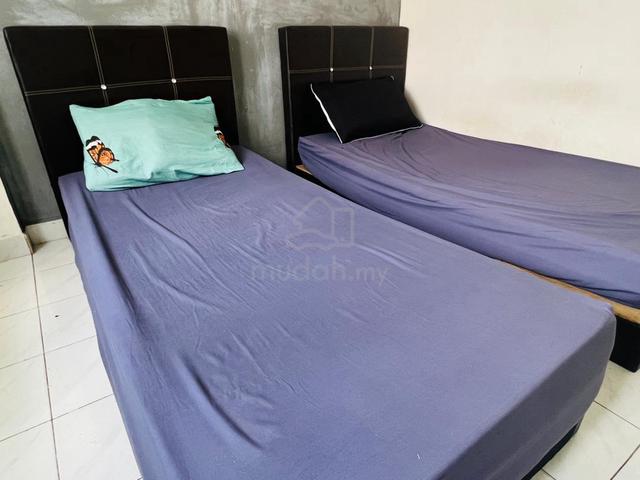 1 Medium Room Available now Brunsfiled Riverview SS13 Shah Alam 1