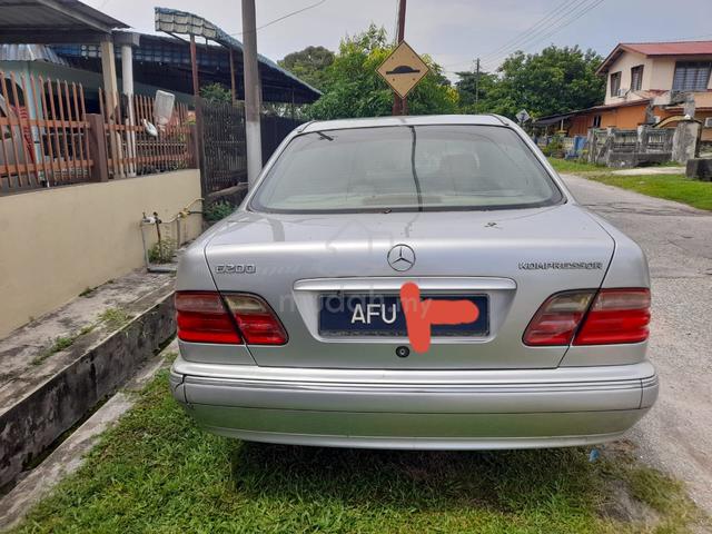 2001/06 Mercedes Benz 200E 2.0 (A) - 2