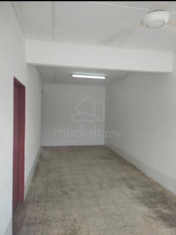 Value rent Sentosa Klang Abdul Hamid Single Storey House 3r1b 1