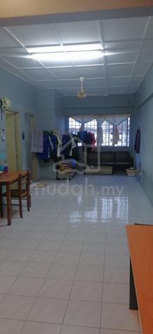 Meranti Apartment (Subang Mewah) 1