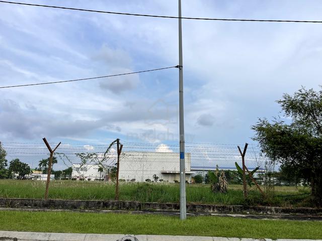 Corner Industrial Land Shah Alam Bukit Kemuning 3