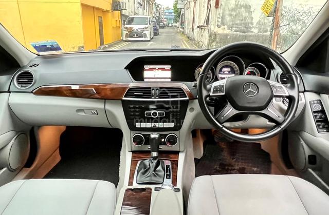 2013 Mercedes Benz C200 CGI BlueEFCY - 2