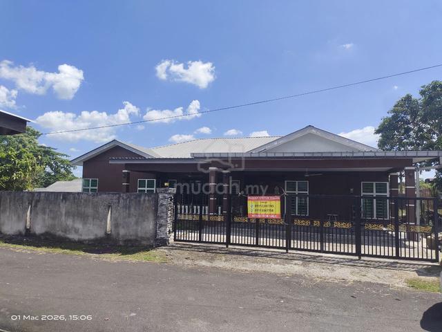 Banglo luas malim nawar 1