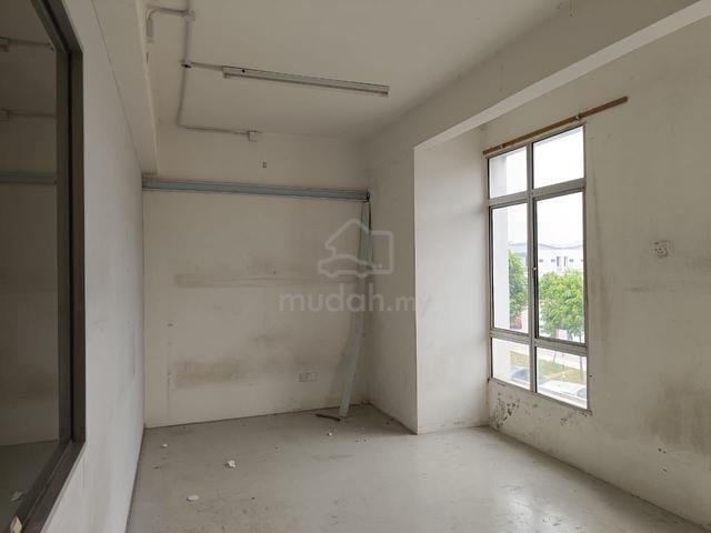 Allow foreign workers Batu Maung shoplot rent 1200sf 1