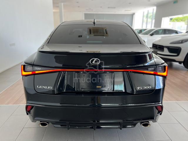 2022 Lexus IS300 2.0 F-SPORT MODE BLACK GLITTER - 3