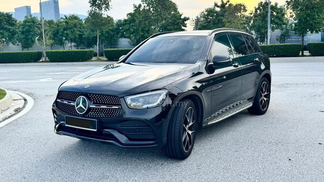 2021 Mercedes Benz GLC300 4MATIC AMG LINE 2.0L (A) - 2