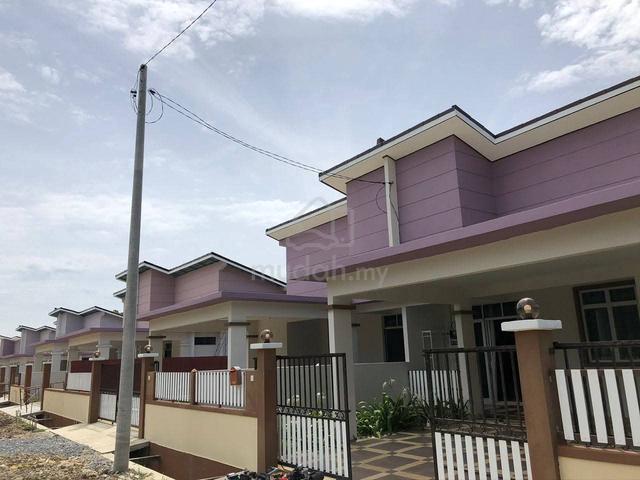 Semi-D di Taman Medina Sari, Dungun (hadapan Politeknik Dungun) 1
