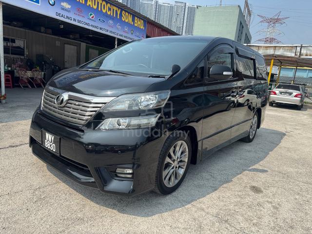 VELLFIRE 2.4 Z-P,Power Boot,2xPower Door,7 Seater - 3