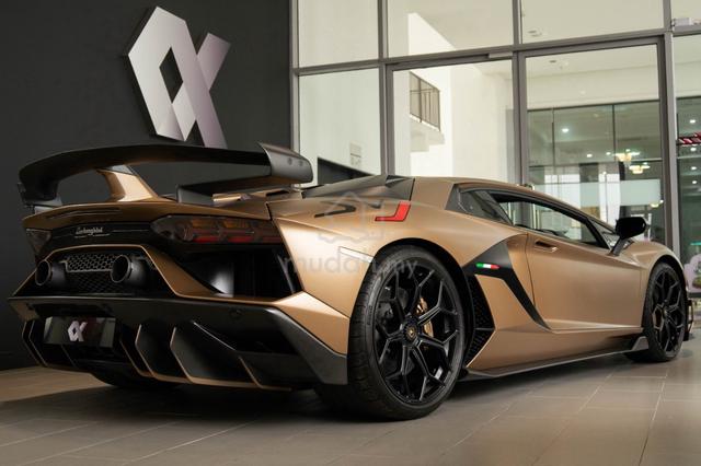 Lamborghini Aventador Svj 2020 Bronzo Serse Unreg - 2