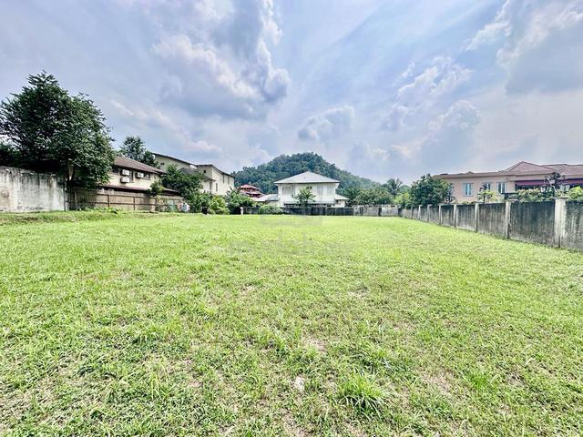 147' X 101' [FREEHOLD ] Kemensah Heights Bungalow Land, 15,015 Sqft 1