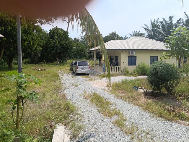 JUAL ! Rumah 1/2 Ekar Freehold 1