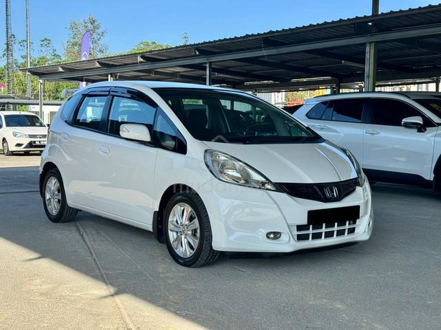 2013 ๐Honda JAZZ 1.5 FACELIFT (A)๐ - 1