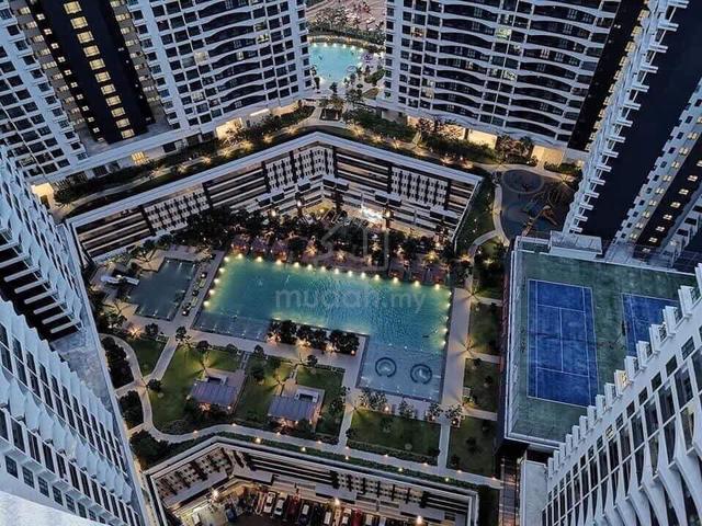 KL Traders Square Residences 1