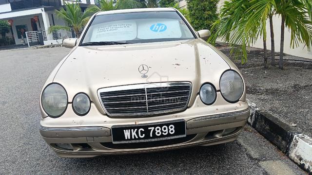 2002 Mercedes Benz E-CLASS 2.0 200 K (CKD) W210 - 1