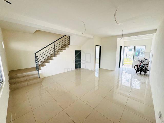 [2-Storey] Kita Mekar [4R+3B] Cybersouth @ Sepang 5