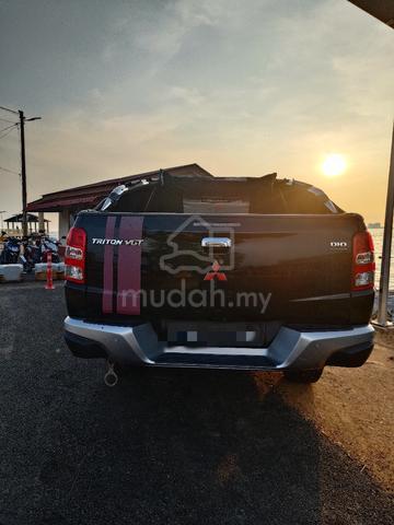 2015 Mitsubishi TRITON 2.5 VGT A/T (A) - 4