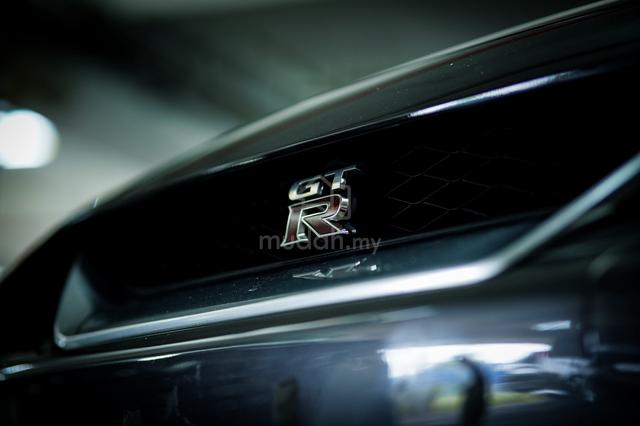 CLEARANCE SALE !! 2019 Nissan GT-R 3.8 RECARO - 2