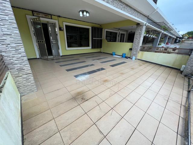 22x75 END LOT Double Storey Perdana College Height Pajam Mantin Nilai 2