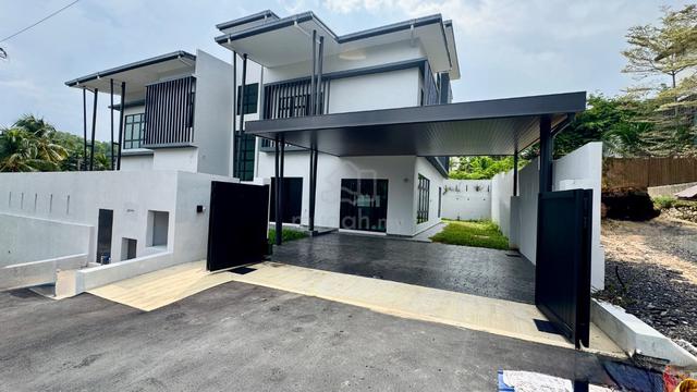 Exclusive brand new Luxury Villa @ Kemensah Heights Ampang 1