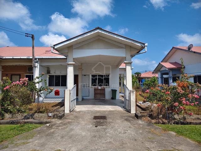 For Rent , Single Storey Semi D Permy Miri 1