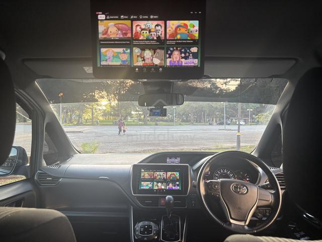 2019 Toyota VOXY 2.0 ZS KIRAMEKI II (A) - 4