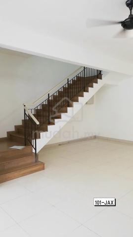 Geta Bandar Bukit Raja Double Storey House for sale 2