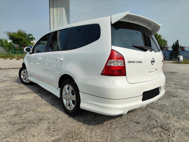Nissan GRAND LIVINA 1.6 (A) IMPUL PROMO TIPTOP - 2