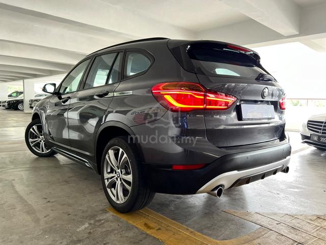2017 BMW X1 2.0 sDrive20i SUV / R/Cam / Keyless - 2