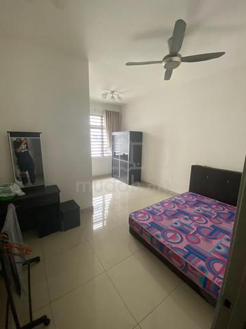 SP2 master bedroom 1