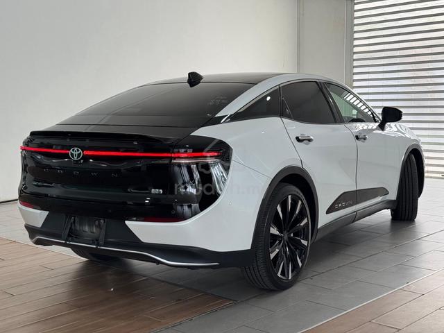 2023 Toyota Crown Crossover RS Advance - 5