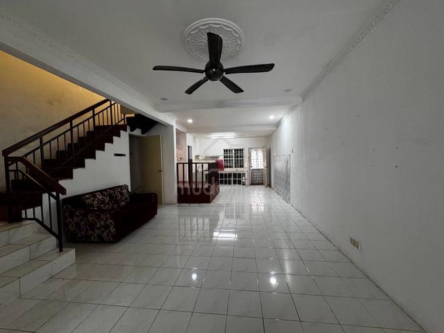 (FULLY RENOVATED) 2 Storey Terrace Taman Desa Mas Bandar Country Homes 1