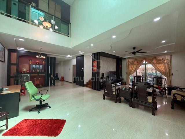 Impian emas 2 storey semi-d renovated unblock view 1