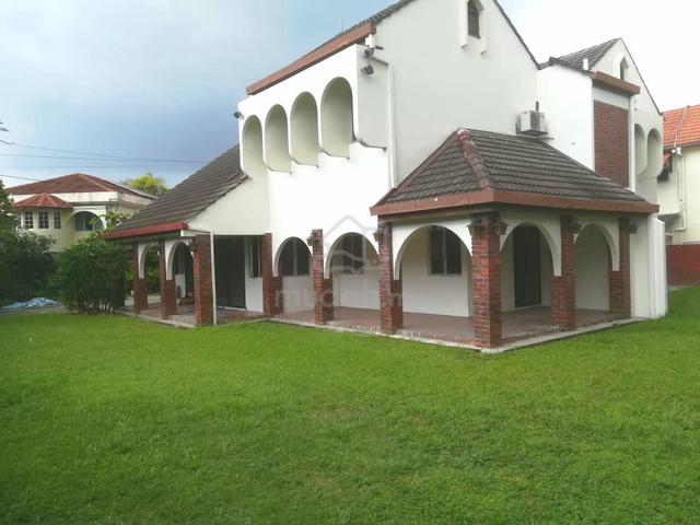 Freehold - 2 Storey Bungalow Taman Tun Dr. Ismail (TTDI KL) 1