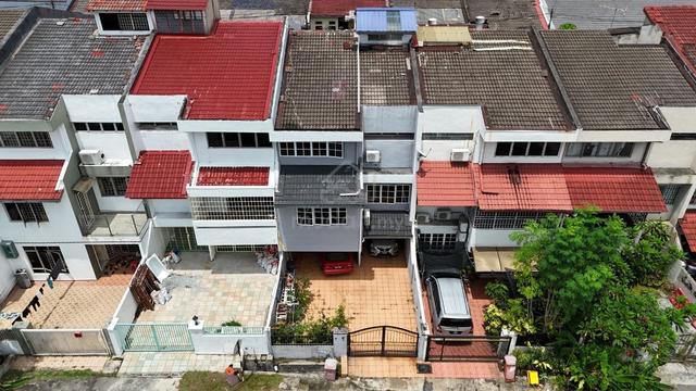 FACING OPEN‼️ 2.5 Storey Seksyen 17 Petaling Jaya 1