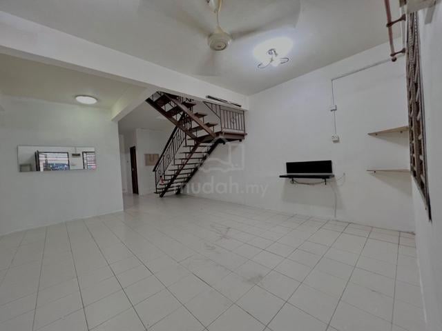 [RENOVATED] 2 Sty Terrace Tmn Scientex Kulai, NEGO/Full Loan 3