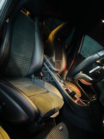 2017/18 Mercedes Benz GLA 250 4MATIC (CBU) - 4