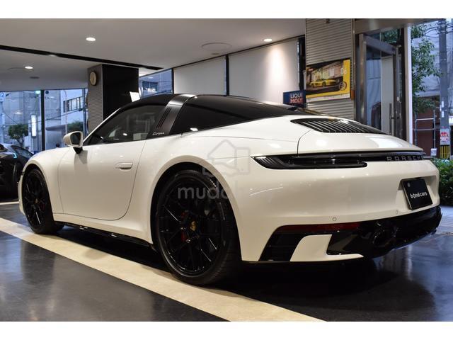 2024 Porsche 911 Targa 4S (Recon) - 4