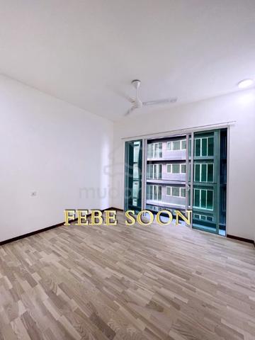 Quaywest 1246sf Mid Floor 2cp Unfurnished Basic Fitting