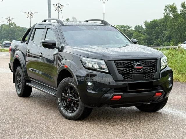 2021 Nissan NAVARA 2.5 PRO-4X (A) *FULLOAN*TIPTOP* - 1
