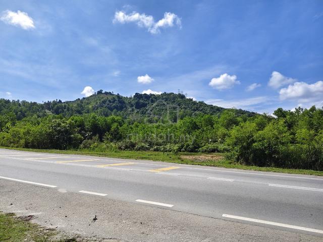 TANAH DEPAN JALAN Tanah 1.8ekar Kapar 1