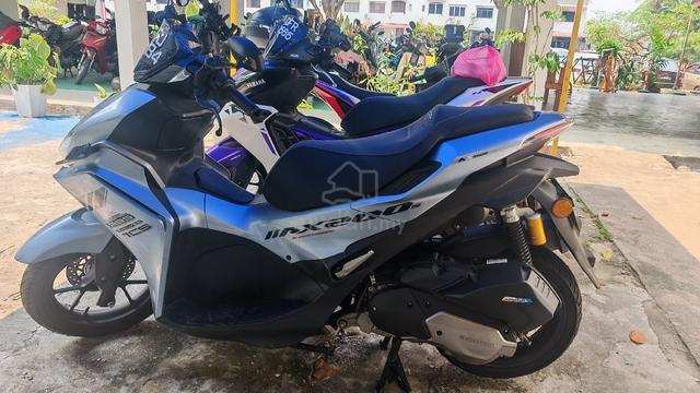 Carousel Image