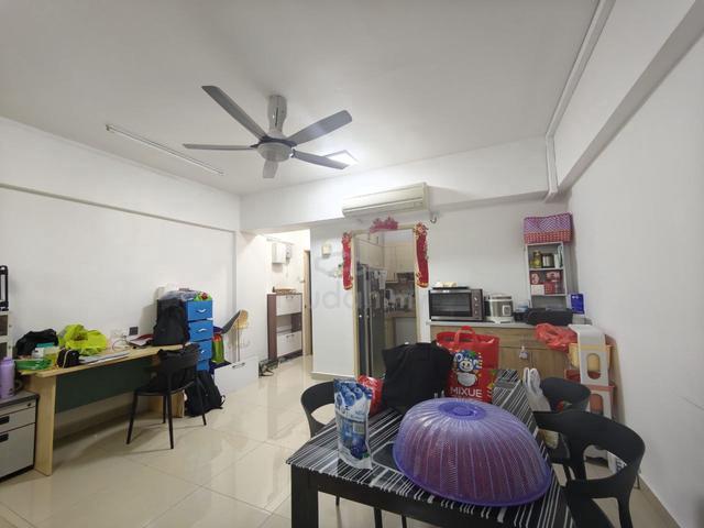 Puteri Court 1