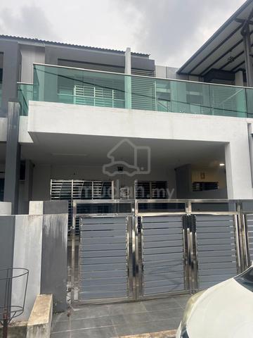Hot Deal! 2 Storey Terrace | Freehold | 4 Bed 4 Bath 1