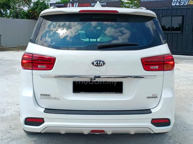 Kia GRAND CARNIVAL 2.2D YP (A) MPV|POWERBOOT - 4