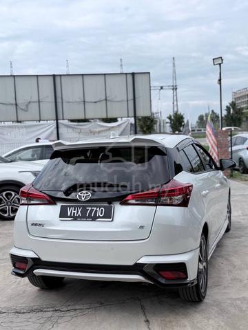 2022 Toyota YARIS 1.5 E (A) - 3