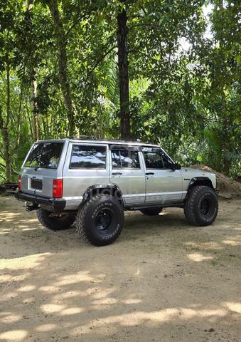 1995 Jeep CHEROKEE 2.5 (M) - 1