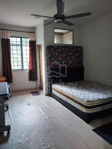 Room near general hospital Sibu 1